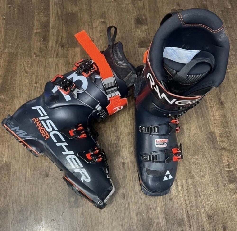 Fischer Ranger MV 130 Grip Walk Ski Boots Men's 9-9.5 US - Mondo 27-27.5